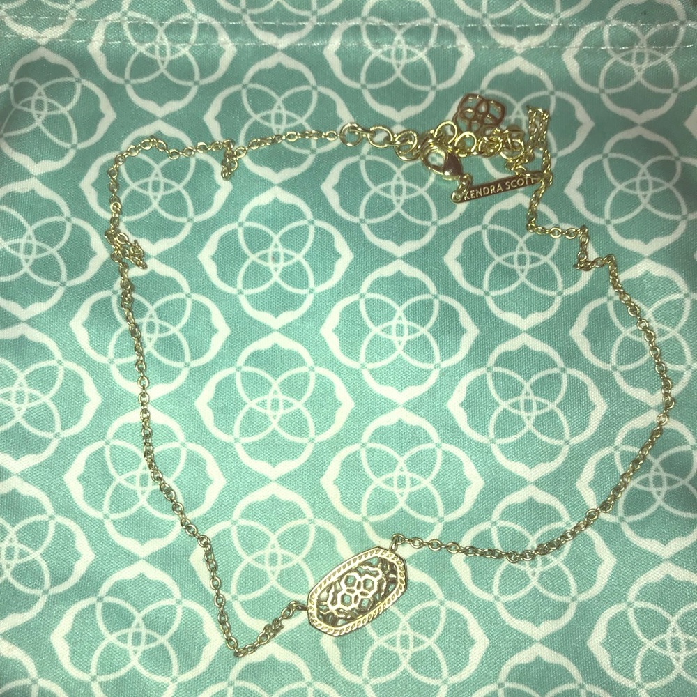 Kendra Scott Elisa Pendant